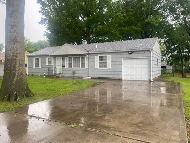 5910 Kentucky Avenue, Raytown, MO 64133