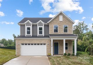 3884 12th Street NE, Hickory, NC 28601