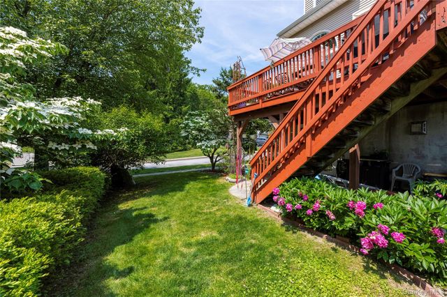 50 Deer Crossing Drive, Fishkill, NY 12524