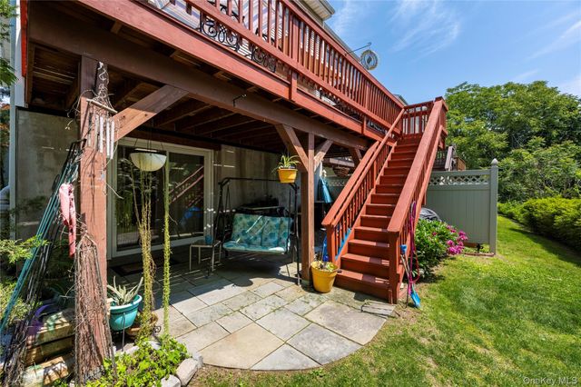 50 Deer Crossing Drive, Fishkill, NY 12524