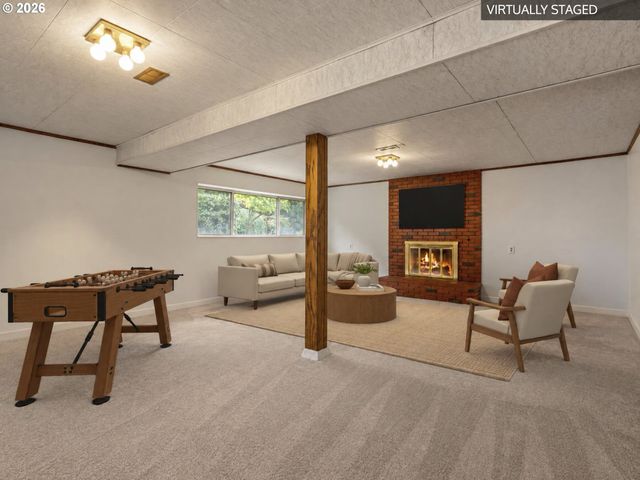 17355 Ne WASCO St, Portland, OR 97230