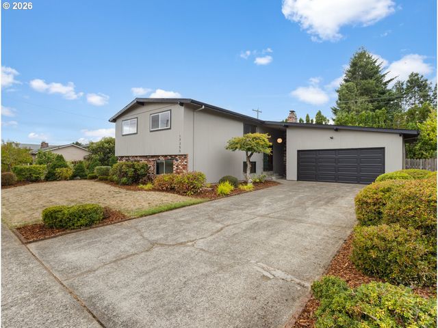 17355 Ne WASCO St, Portland, OR 97230