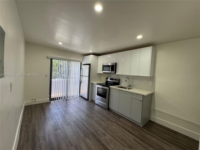 3011 SW 1st Avenue 6, Miami, FL 33129