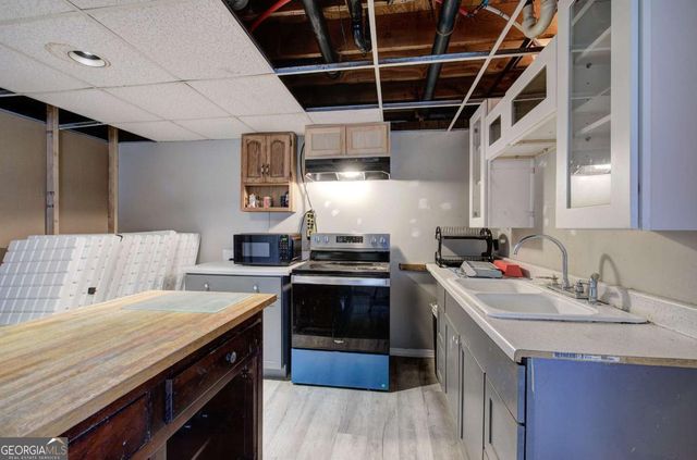 3935 Lookout Point Drive, Marietta, GA 30066