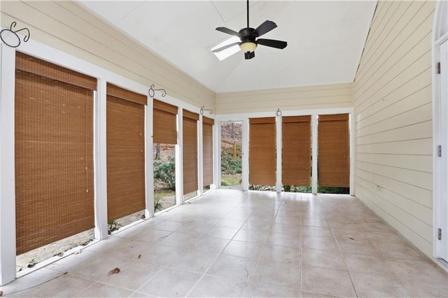 1307 Amberwood Drive, Woodstock, GA 30189