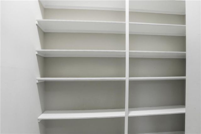 1307 Amberwood Drive, Woodstock, GA 30189