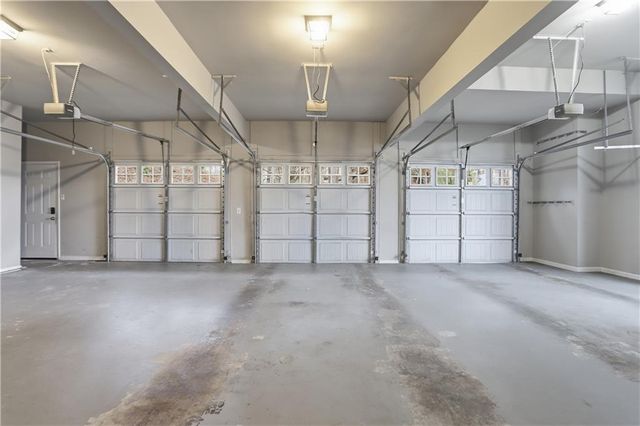 1307 Amberwood Drive, Woodstock, GA 30189