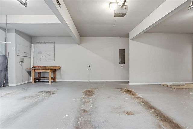 1307 Amberwood Drive, Woodstock, GA 30189