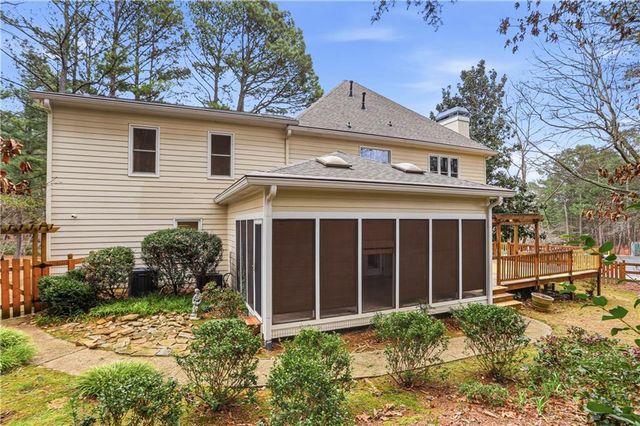 1307 Amberwood Drive, Woodstock, GA 30189