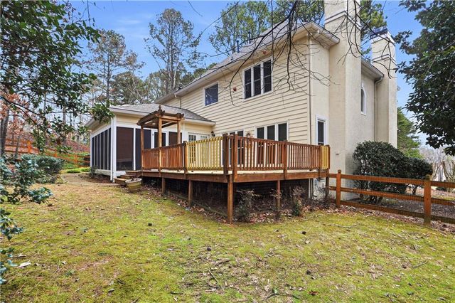 1307 Amberwood Drive, Woodstock, GA 30189