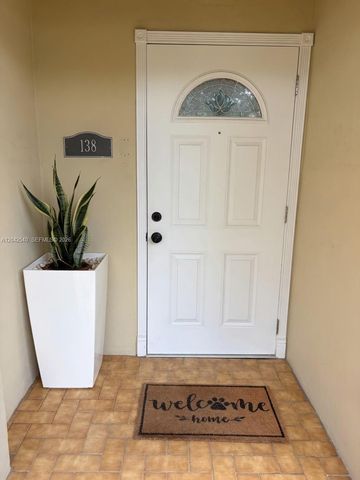 1951 NE 39th St 138, Lighthouse Point, FL 33064