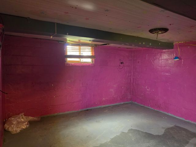 822 Broadway Street, Waterloo, IA 50703