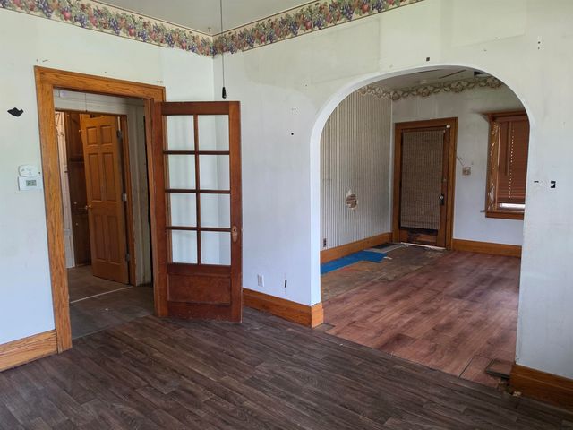 822 Broadway Street, Waterloo, IA 50703