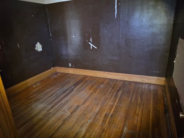 822 Broadway Street, Waterloo, IA 50703