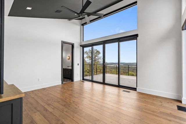 207 Main Channel Drive, Kimberling City, MO 65686