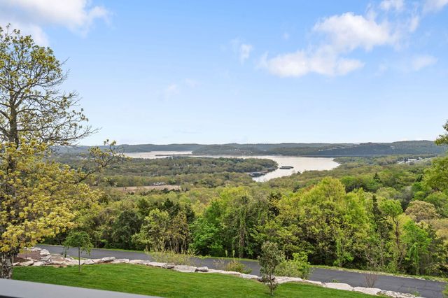 207 Main Channel Drive, Kimberling City, MO 65686