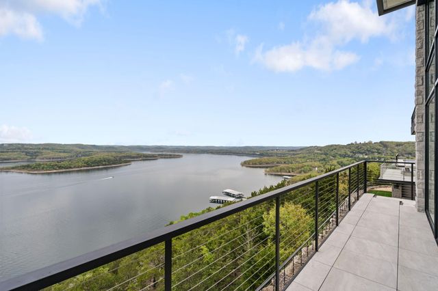 207 Main Channel Drive, Kimberling City, MO 65686