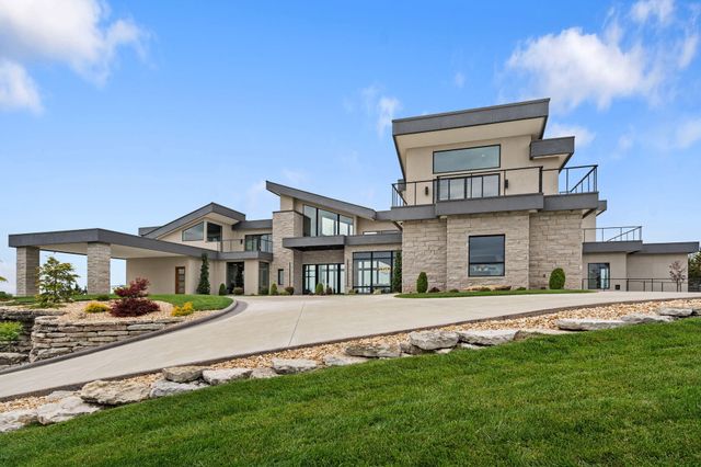 207 Main Channel Drive, Kimberling City, MO 65686
