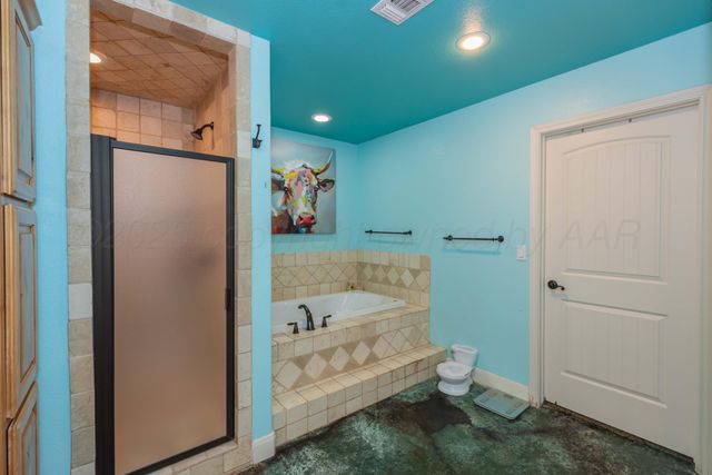 1301 Moon Ridge Lane, Amarillo, TX 79012