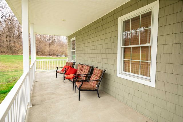 262 Windy Point Rd, Marion Twp, PA 16038