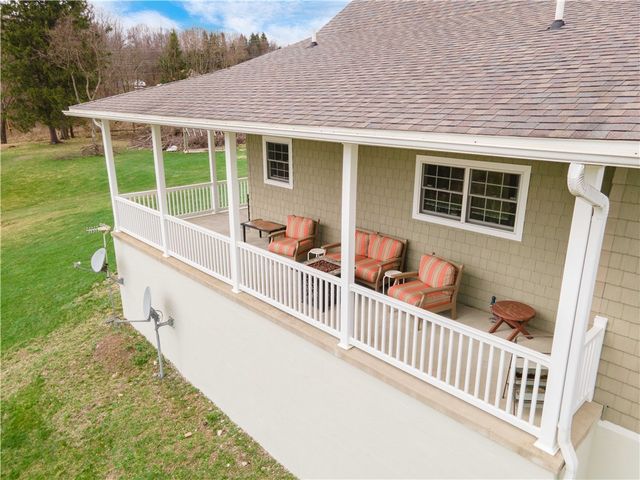 262 Windy Point Rd, Marion Twp, PA 16038