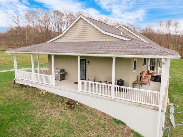 262 Windy Point Rd, Marion Twp, PA 16038