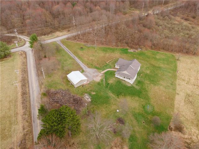 262 Windy Point Rd, Marion Twp, PA 16038