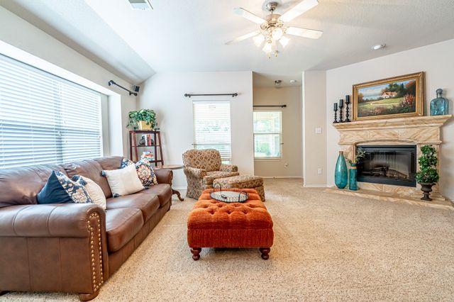 1010 Loblolly Pine Drive, Arlington, TX 76012