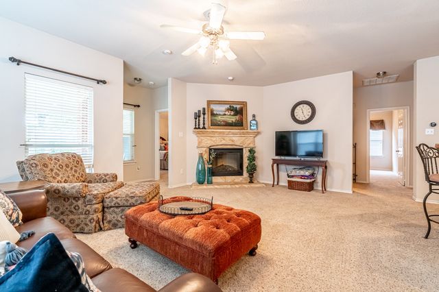 1010 Loblolly Pine Drive, Arlington, TX 76012