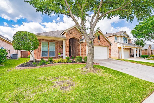 1010 Loblolly Pine Drive, Arlington, TX 76012