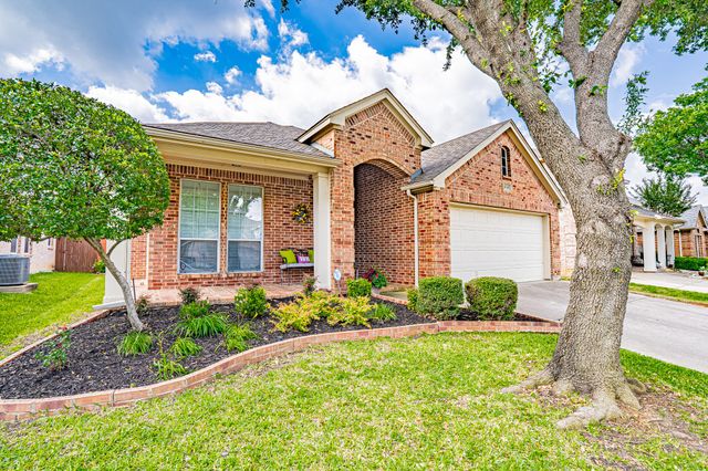 1010 Loblolly Pine Drive, Arlington, TX 76012