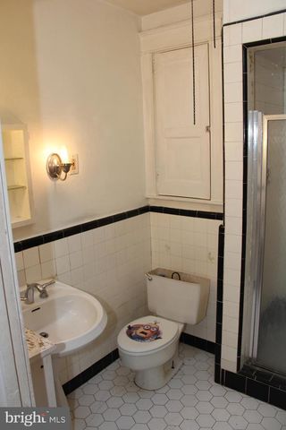 4621 G ST, Philadelphia, PA 19120