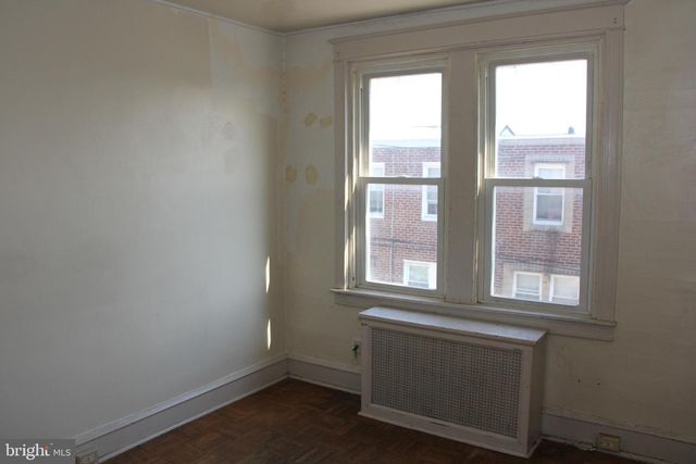 4621 G ST, Philadelphia, PA 19120