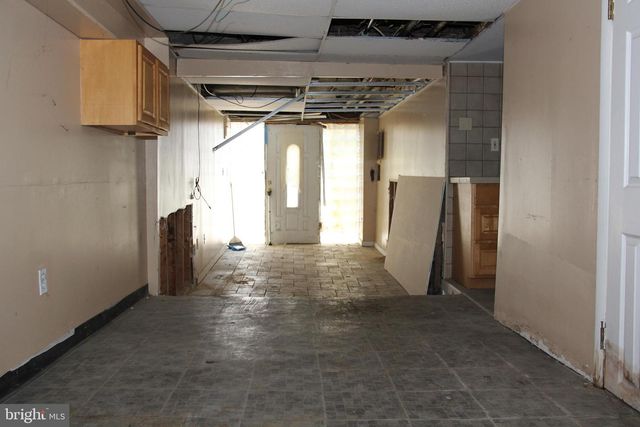 4621 G ST, Philadelphia, PA 19120