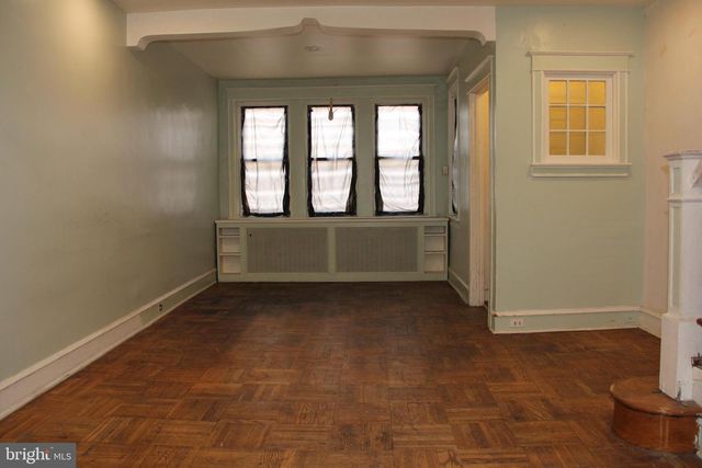 4621 G ST, Philadelphia, PA 19120