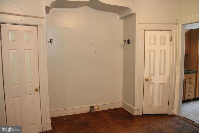 4621 G ST, Philadelphia, PA 19120