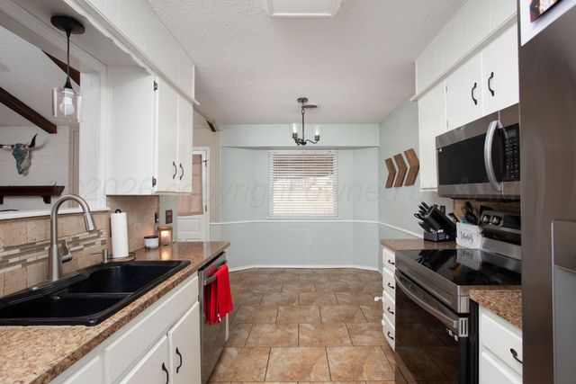 8128 CORONADO Trail, Amarillo, TX 79110