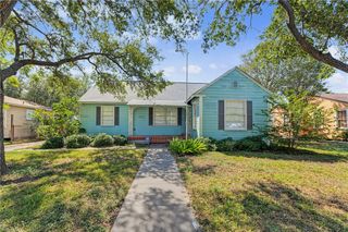 3253 Austin St, Corpus Christi, TX 78404