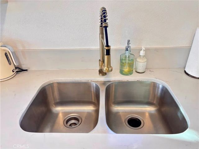 1746 Golden Sands, Landers, CA 92285