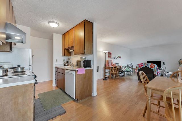 567 Oakland Ave 104, Oakland, CA 94611