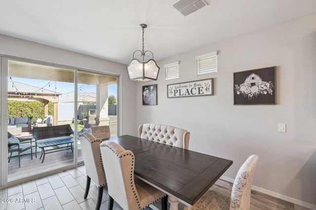 2820 W Havasu Drive, San Tan Valley, AZ 85144