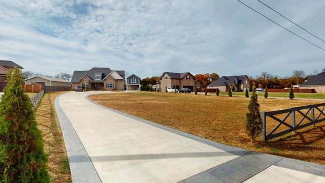 7566 Don Bruce Ct, Christiana, TN 37037