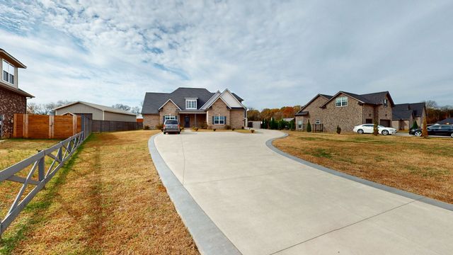 7566 Don Bruce Ct, Christiana, TN 37037