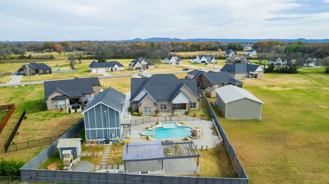 7566 Don Bruce Ct, Christiana, TN 37037