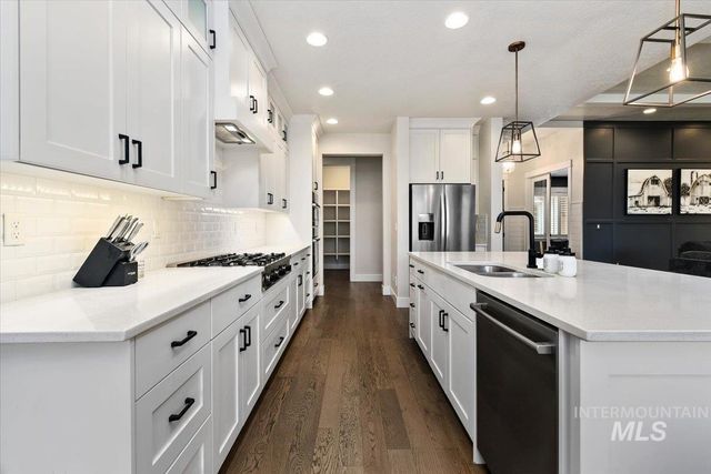 4512 W Star Hollow Court, Meridian, ID 83646