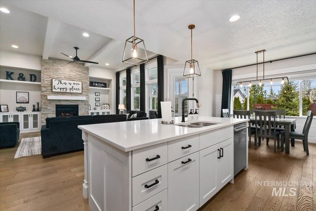 4512 W Star Hollow Court, Meridian, ID 83646