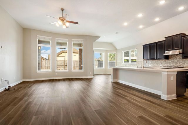 4526 Highland Field LN, Sugar Land, TX 77479