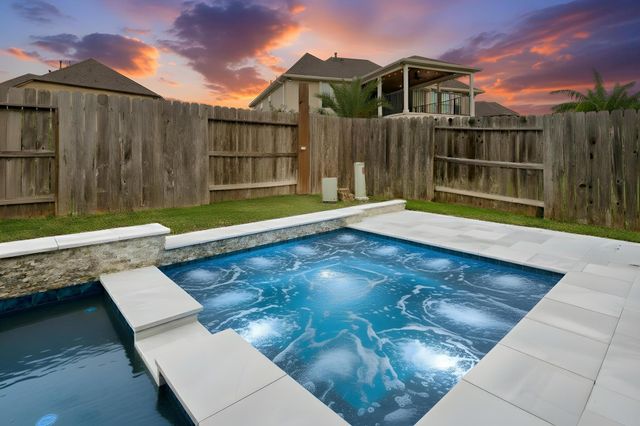 4526 Highland Field LN, Sugar Land, TX 77479