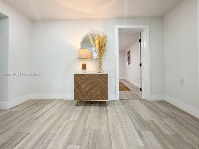 212 NW 28th Way, Fort Lauderdale, FL 33311