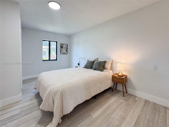212 NW 28th Way, Fort Lauderdale, FL 33311